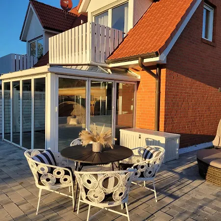 Sonneninsel Wiek Mit Eigener Sauna Und Fahrradgarage Inkl Waeschepaket * Wiek auf Rügen